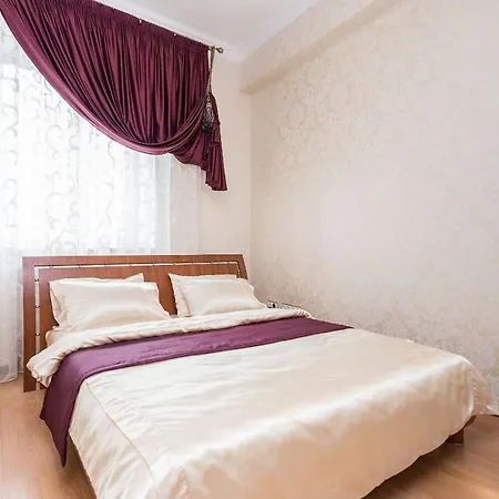Premium 2-bedroom 2-bathroom Nezavisimosti 13
