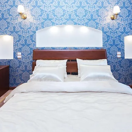 Premium 2-bedroom 2-bathroom Nezavisimosti 13 * Mińsk